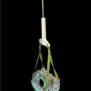 Hanging jumper for baby